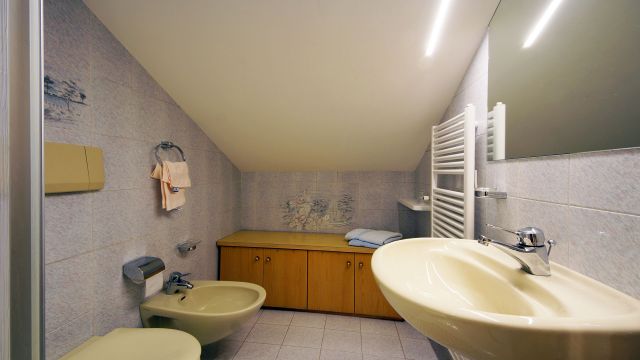 Room for small families or couples Image: Juvac comfort room